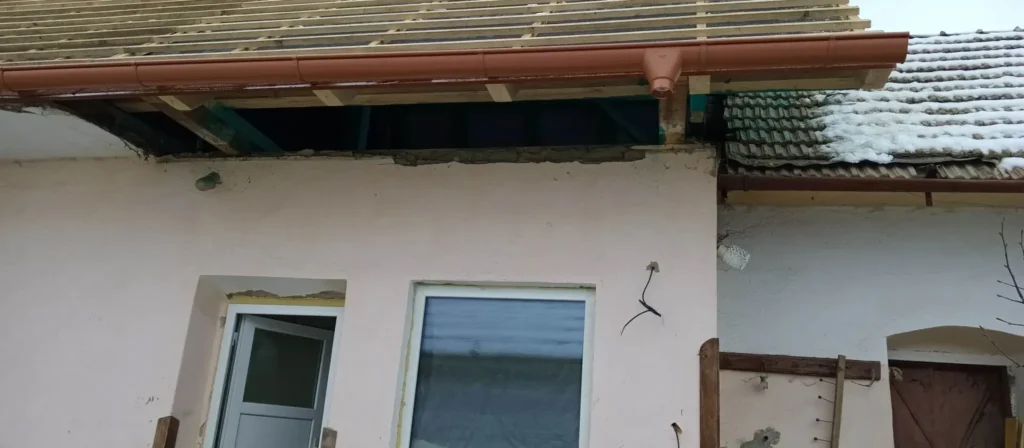 Atypické klampiarske detaily a podhľady v obci Letanovce - 10